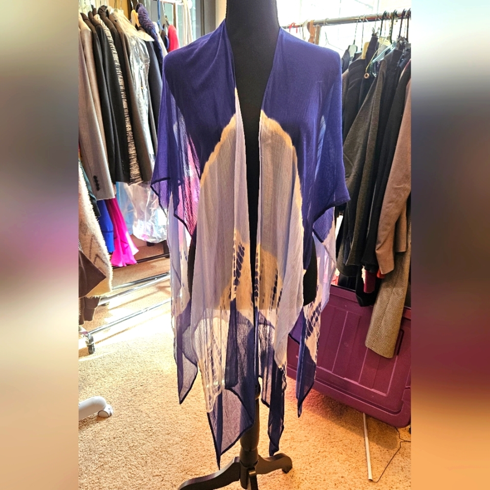 Chicos One Size Fits All Purple and White Sheer Deconstructed Kimono